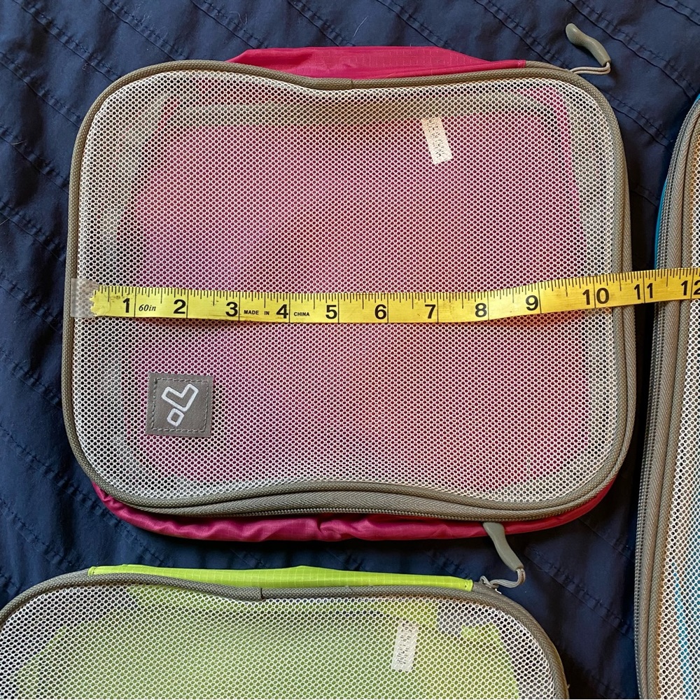 3 Mesh Cosmetics/Travel Bags - Picture 3 of 8